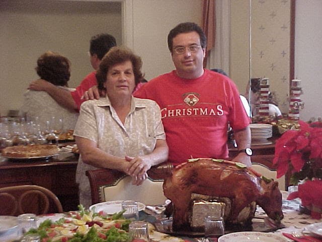 Mesa de Natal com leitão
