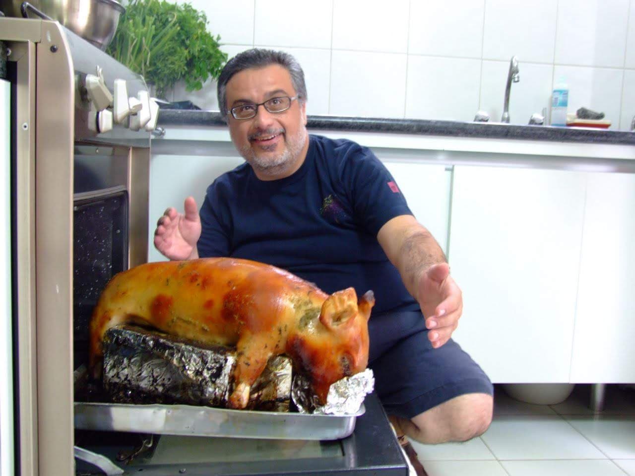 Leitão do Zé na cozinha